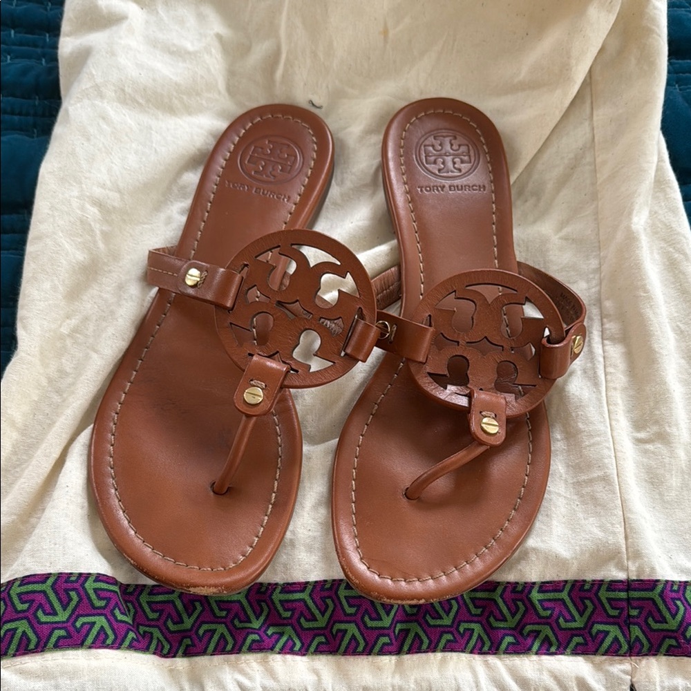Tory Burch Brown Leather Sandals with Iconic Medallion